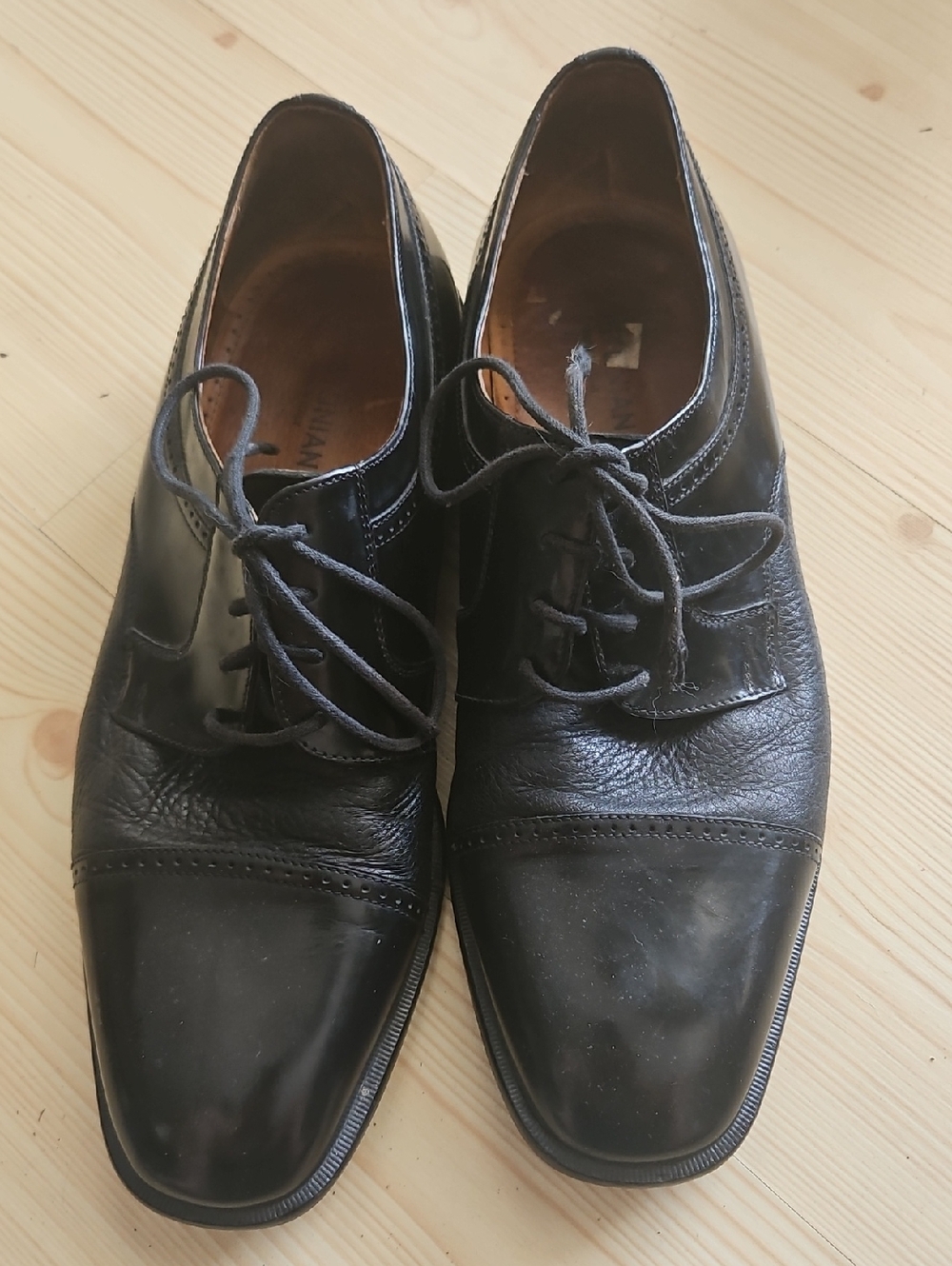 Bostonian Black Leather Lace-Up Dress Oxfords